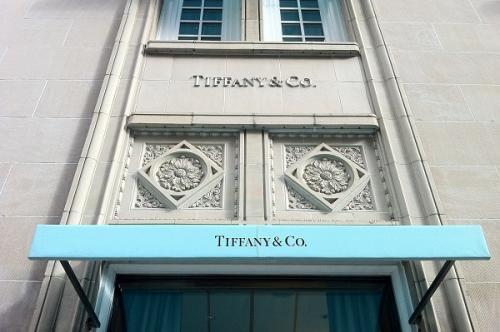 Tiffany's Former VP Arrested For Theft